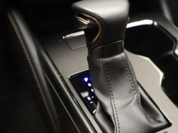 Lexus ES VII (XV70) Sedan Facelifting 300h 218KM 2025 Od ręki - 300h Prestige 2.5 Hybrid 218KM | Podgrzewane fotele!, zdjęcie 10