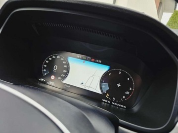 Volvo V90 II Kombi 2.0 D3 150KM 2017 Volvo V90 ___MOMENTUM 2.0D3 150KM FULL LED Virtual Skora Navi Kamera___Gwa, zdjęcie 18