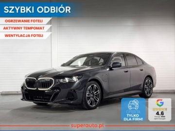 BMW Seria 5 G90-91 2026 BMW Seria 5 530e xDrive Sport Sedan 2.0 (299KM) 2026