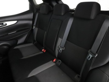 Nissan Qashqai II Crossover 1.6 DIG-T 163KM 2017 Nissan Qashqai LIFT 1.6 N-Connecta Klimatronik, zdjęcie 16