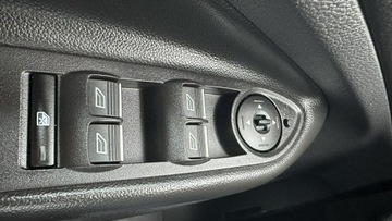 Ford Kuga II SUV 2.0 TDCi 150KM 2015 Ford Kuga 2.0TDCi 150PS OPŁACONY Bezwypadkowy, zdjęcie 32