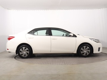Toyota Corolla XI Sedan 1.4 D-4D 90KM 2015 Toyota Corolla 1.4 D-4D, Salon Polska, Klima, zdjęcie 5
