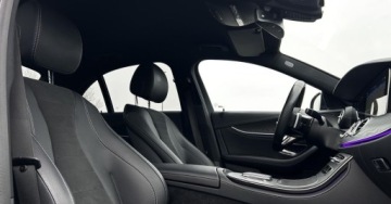 Mercedes Klasa E W214 Sedan 2.0 220d 197KM 2023 Mercedes-Benz Klasa E SalonPL AMG Line Multibeam LED Kamera360 Burmester F, zdjęcie 23