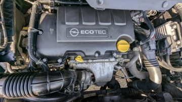 Opel Zafira C Tourer 1.4 Turbo ECOTEC 140KM 2014 Opel Zafira 1.4T 140PS OPŁACONY Bezwypadkowy, zdjęcie 30