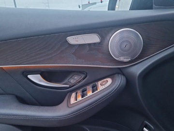 Mercedes GLC C253 SUV 2.1 220 d 170KM 2018 Mercedes-Benz GLC 220 Salon PL / AMG / Dach Panora, zdjęcie 17