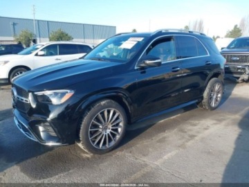 Mercedes GLE V167 SUV Plug-In Facelifting 2.0 400e 381KM 2025 Mercedes-Benz GLE 450e 4matic, 2025r., 4x4, 2.0L 2.0 Hybryda Plug-in 381KM, zdjęcie 1