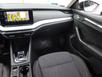 Skoda Octavia IV Kombi 2.0 TDI 150KM 2021 Skoda Octavia 2.0 TDI, Salon Polska, Serwis ASO, zdjęcie 7