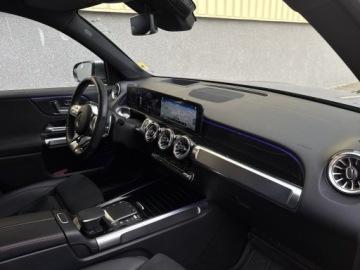 Mercedes GLB SUV AMG 35 2.0 306KM 2021 Mercedes-Benz GLB AMG 35, zdjęcie 16