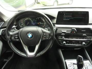 BMW Seria 5 G30-G31 Limuzyna 520d 190KM 2017 BMW 520 D*X-Drive*2.0, zdjęcie 20