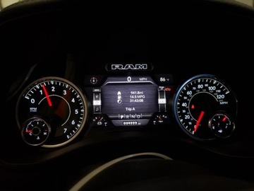  RAM 1500 2020, 5.7L, 4x4, LARAMIE, od ubezpieczalni 5.7 Benzyna 395KM, zdjęcie 9