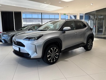 Toyota 2022 Toyota Yaris Cross Comfort + Tech + Style / 1 właś