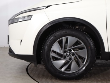 Nissan Qashqai III Crossover 1.3 DIG-T MHEV 158KM 2023 Nissan Qashqai 1.3 DIG-T MHEV, Salon Polska, zdjęcie 14