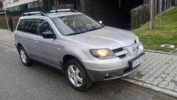 Mitsubishi Outlander I 2.4 i 16V 4WD 160KM 2004 MITSUBISHI OUTLANDER 2,4 MIVEC-4x4, zdjęcie 1