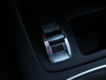 Alfa Romeo Giulietta Nuova II Hatchback 5d 1.4 TB 16v Mair 170KM 2011 Alfa Romeo Giulietta 1.4 T MultiAir, Salon Polska, zdjęcie 15