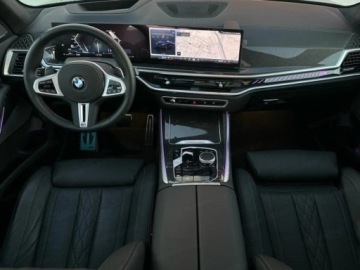 BMW X5 G05 M SUV Facelifting 4.4 M60i 530KM 2025 BMW X5 M60i xDrive Suv 4.4 (530KM) 2025, zdjęcie 10