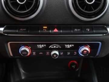 Audi A3 8V Limousine 1.4 TFSI 125KM 2014 Audi A3 1.4 TFSI, Salon Polska, Xenon, Bi-Xenon, zdjęcie 12