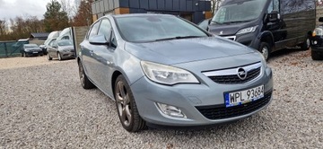 Opel Astra J Hatchback 5d 1.7 CDTI ECOTEC 110KM 2010 Opel Astra J Jeden Właściciel Zarejestrowany, zdjęcie 12