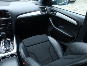 Audi Q5 I SUV 2.0 TFSI 211KM 2010 Audi Q5 2.0 TFSI, Salon Polska, 4X4, Automat, zdjęcie 7