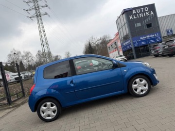 Renault Twingo II Hatchback 3d 1.2 16v 75KM 2010 Renault twingo Dowóz pod dom cała PL Zamień swoje auto lub zostaw w, zdjęcie 2
