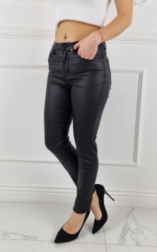 ЖЕНСКИЕ БРЮКИ С УТЕПЛЕННЫМ ПОКРЫТИЕМ