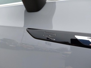 Volkswagen Arteon Fastback Facelifting 2.0 TSI 190KM 2022 Volkswagen Arteon Shooting Brake R-Line 2,0 TSI 190KM DSG Serwis ASO F, zdjęcie 33