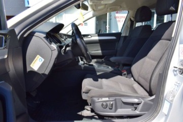 Volkswagen Passat B8 Variant 2.0 TDI 150KM 2015 Volkswagen Passat 2.0 TDI, Automat, Kombi, Sprowadzony, Serwisowany, Zadba, zdjęcie 15