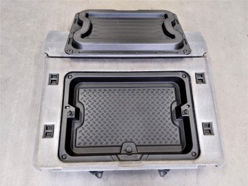 POLIČKA KUFRU KRYTINA JEEP CHEROKEE KK