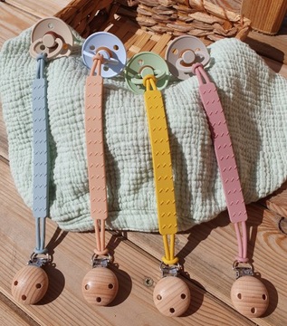 вешалка для соски, прорезыватель, 2в1. 11 цветов. Большой выбор клипов. ГРАВЕР.