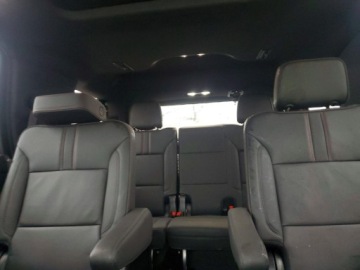 Chevrolet Tahoe GMT900 2022 Chevrolet Tahoe K1500 Rst 2022 5.3 Benzyna 355KM, zdjęcie 10