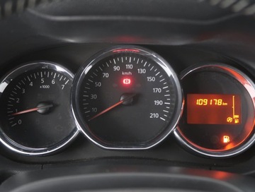 Dacia Duster I SUV Facelifting 1.2 TCe 125KM 2015 Dacia Duster 1.2 TCe, Salon Polska, Navi, Klima, zdjęcie 10