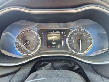 Chrysler 2015 Chrysler 200 Limited, 2.4L 2.4 Benzyna 184KM, zdjęcie 9