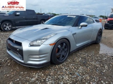 Nissan GT-R 2014