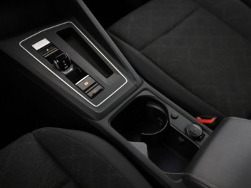 Volkswagen Golf VIII Variant 1.5 eTSI 130KM 2023 Volkswagen Golf virtual, full led, fv23, dsg,, zdjęcie 25