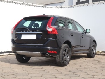 Volvo XC60 I SUV Facelifting 2.0 D4 DRIVE-E 190KM 2015 Volvo XC60 D4, Salon Polska, Serwis ASO, 187 KM, zdjęcie 4