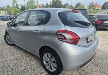 Peugeot 208 I Hatchback 3d 1.0 VTI 68KM 2014 Peugeot 208 Tylko 91.000km Bogata wersja Benzyna 68KM, zdjęcie 3