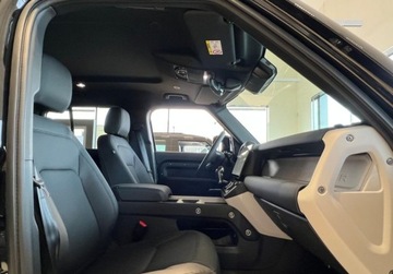 Land Rover Defender IV (L663) 2025 Land Rover Defender Defender MY26 3.0D I6 200 PS AWD Auto S 110 3.0 Diesel, zdjęcie 3