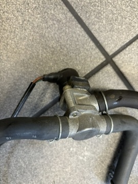 Honda CBR 1100 XX Blackbird Эвакуационный клапан