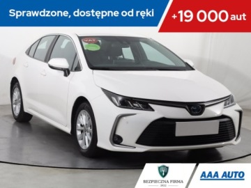 Toyota Corolla XII Sedan 1.8 Hybrid 122KM 2022 Toyota Corolla 1.8 Hybrid, Salon Polska