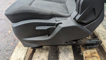 FORD B-MAX 12R 1.0 EB SEDADLO PRAVÝ LEVÝ PŘEDNÍ