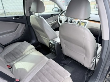 Volkswagen Passat B6 Variant 1.8 TSI 160KM 2008 Volkswagen Passat Variant 1.8 TSI 160KM Highline, zdjęcie 18