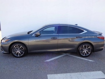 Lexus ES VII (XV70) Sedan Facelifting 300h 218KM 2025 Od ręki - 300h Business Edition 2.5 E-CVT 218KM | Podgrzewane fotele!, zdjęcie 2