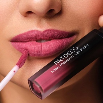 ARTDECO Kremowa pomadka Mat Passion 33 Smooth Plum