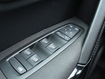 Renault Kadjar Crossover Facelifting 1.3 TCe 140 FAP 140KM 2020 Renault Kadjar 1.3 TCe, Salon Polska, Serwis ASO, zdjęcie 12