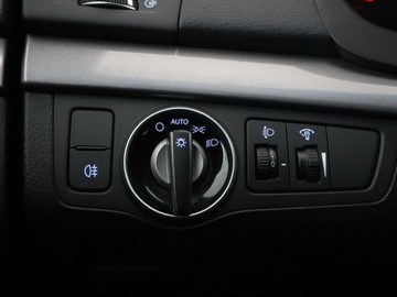 Hyundai i40 Kombi 1.6 GDI 135KM 2015 Hyundai i40 135KM, klima, Bluetooth, zdjęcie 29