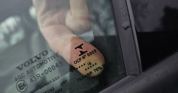 Volvo V40 II Hatchback Facelifting 2.0 D2 120KM 2018 Volvo V40 2018 r. Full LED SKORA nawigacja 2.0 Diesel 120KM, zdjęcie 18