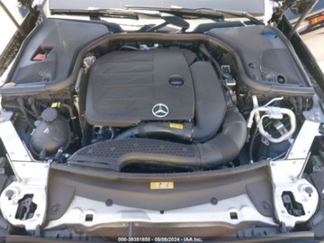 Mercedes Klasa E W213 2022 Mercedes-Benz Klasa E 350, 2022r., 2.0L 2.0 Benzyna 255KM, zdjęcie 10