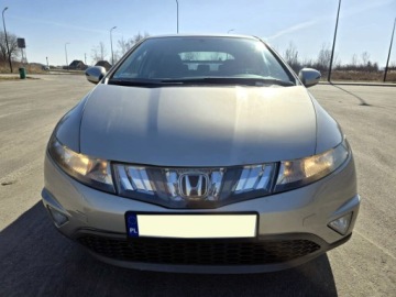 Honda Civic VIII Hatchback 5d 1.4 i 83KM 2007 HONDA CIVIC UFO 1.4 B+LPG Sekwencja – 83KM - KAMERA – SUPER STAN - OKAZJA!, zdjęcie 2