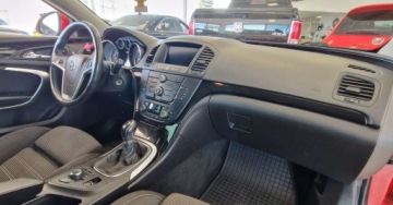 Opel Insignia I Sports Tourer 2.0 CDTI ECOTEC 160KM 2013 Opel Insignia 2.0 CDTI 160KM Sports Tourer 2.0 Diesel 160KM, zdjęcie 13