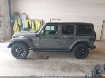 Jeep Wrangler IV 2021 Jeep Wrangler 4XE Unlimited Sahara 2021 2.0l 2.0 Hybryda 270KM, zdjęcie 2