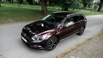 Volkswagen Passat B8 Variant 2.0 TDI 150KM 2015 .. 3 strefowy klimatronik .. Lampy Full Led .. Grzane Fotele PRZÓD i Tył, zdjęcie 24